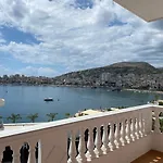 Hotel Fron *