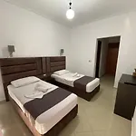 Fron Hotel