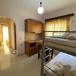 Fron * Sarandë