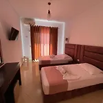 Hotel Fron