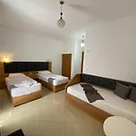 Hotel Fron