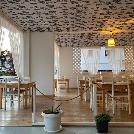 Hotell Fron Sarandë