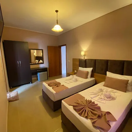 Fron Hotell