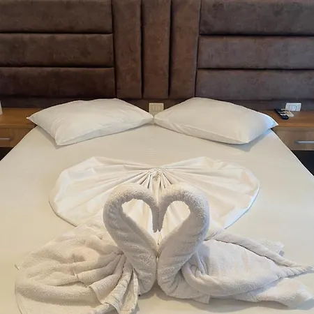 Hotell Fron Sarandë