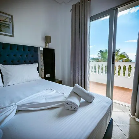 Hotell Fron Sarandë