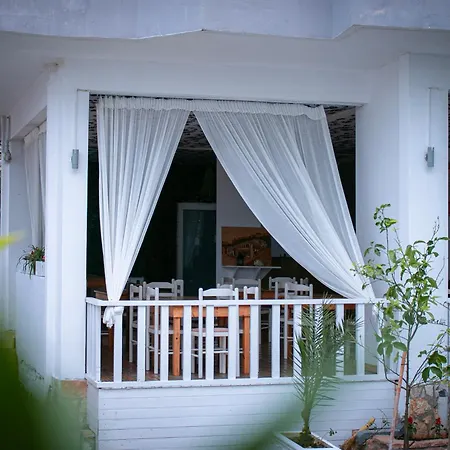 Hotel Leka *