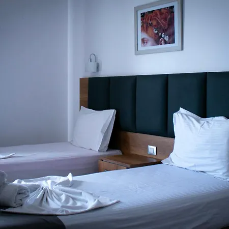 Leka Hotel *