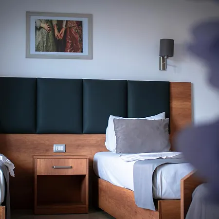 Hotel Fron Sarandë