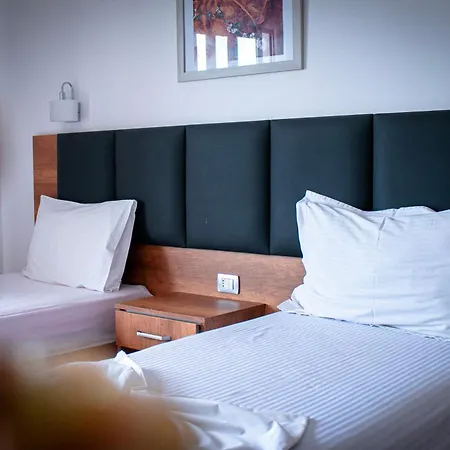 Hotel Fron Sarandë