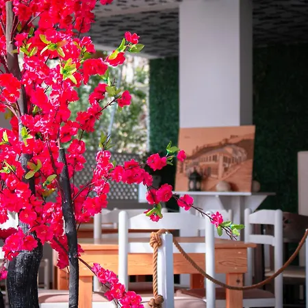 Fron Hotel Sarandë