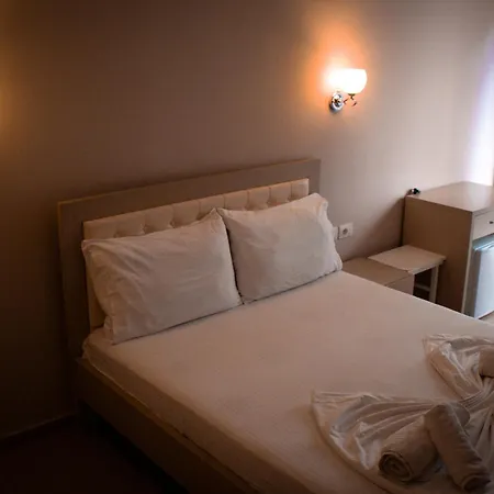 Hotel Fron