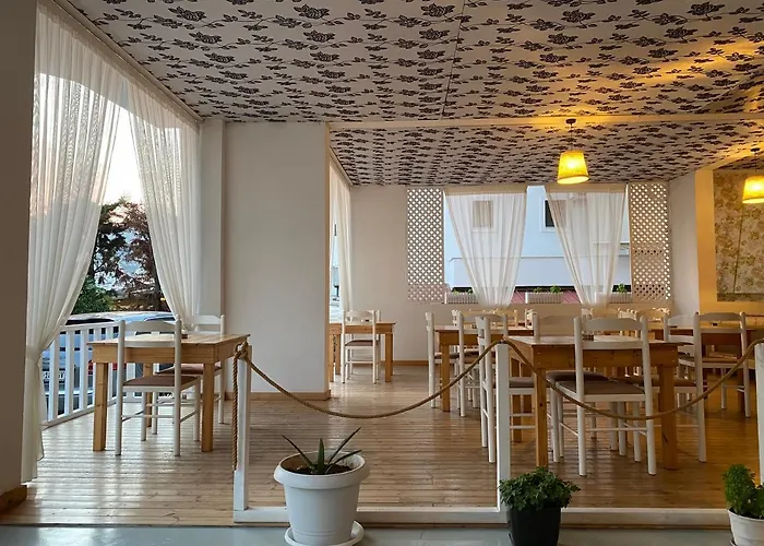 酒店 Fron Sarandë